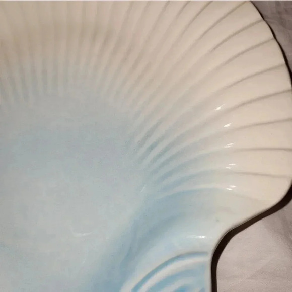 Olfaire large white with blue shell bowl - Picture 8 of 9